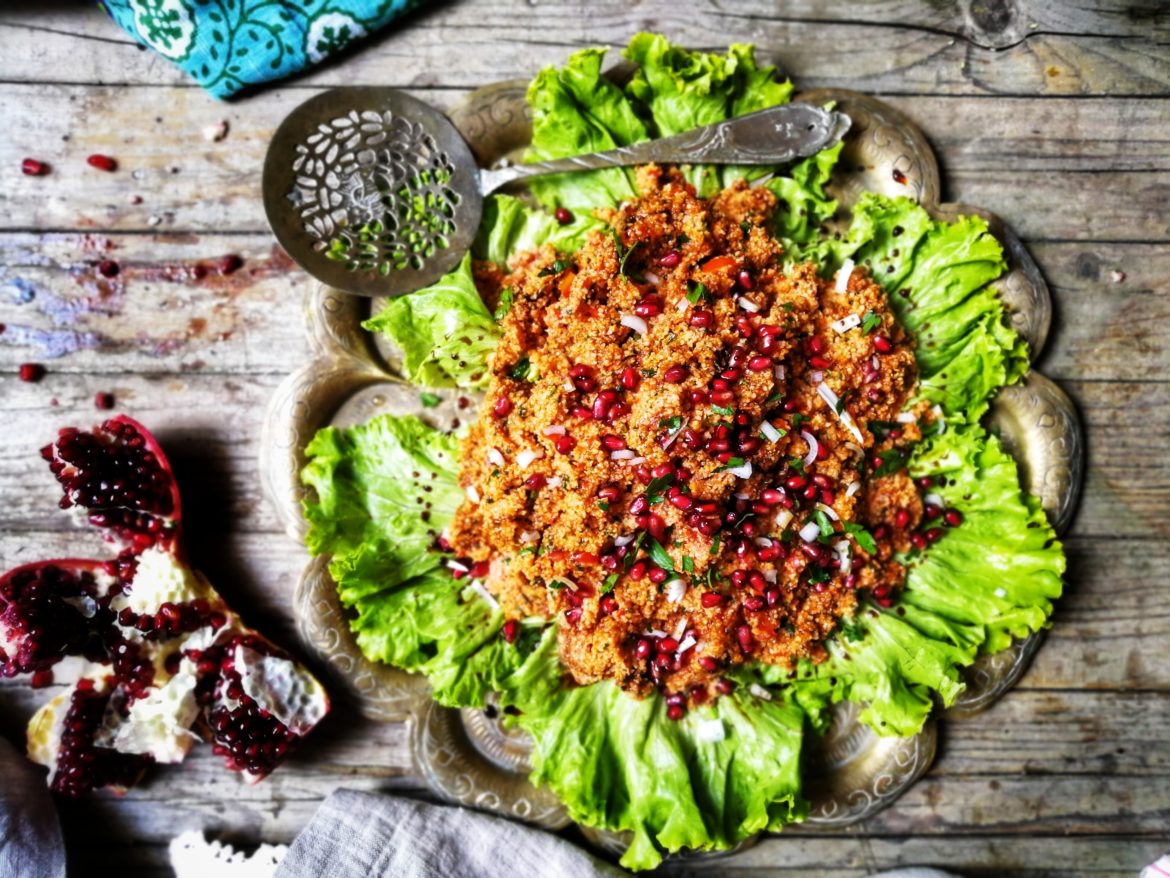 Insalata di burgul con melassa di melagrana