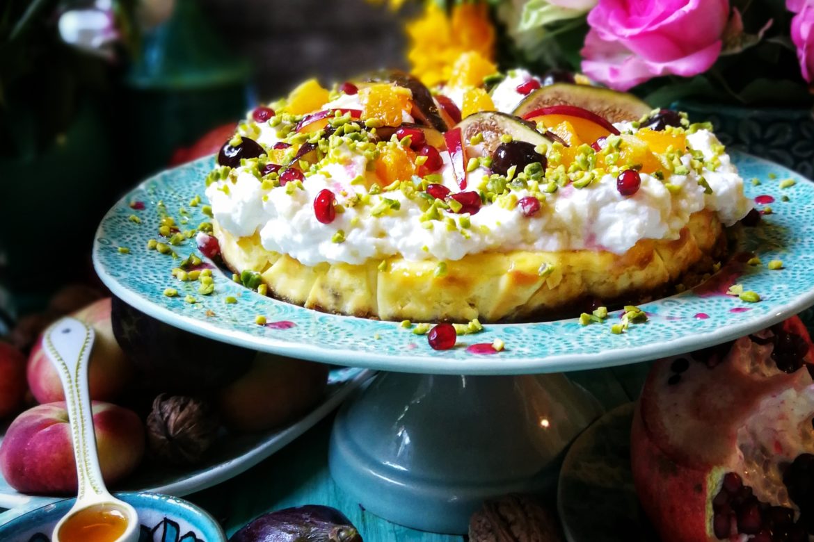 Cheesecake con acqua di rose, limone e ricotta