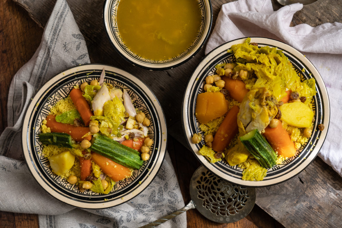 _ALE3394 CAMERA WOMAN di Karima Zoubir e il Cous Cous di Casablanca