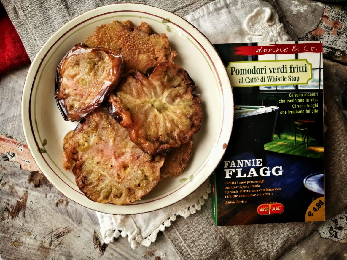 Pomodori verdi fritti alla fermata del treno