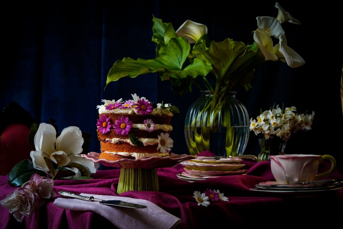 Torta di primavera mentre fuori grandina